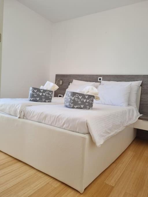 Sunny Sky Punta Skala, See View, 75 M To The Beach Petrcane Exterior foto